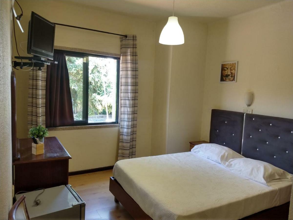 Residencial Montanhes Hotel Вила Реал Екстериор снимка