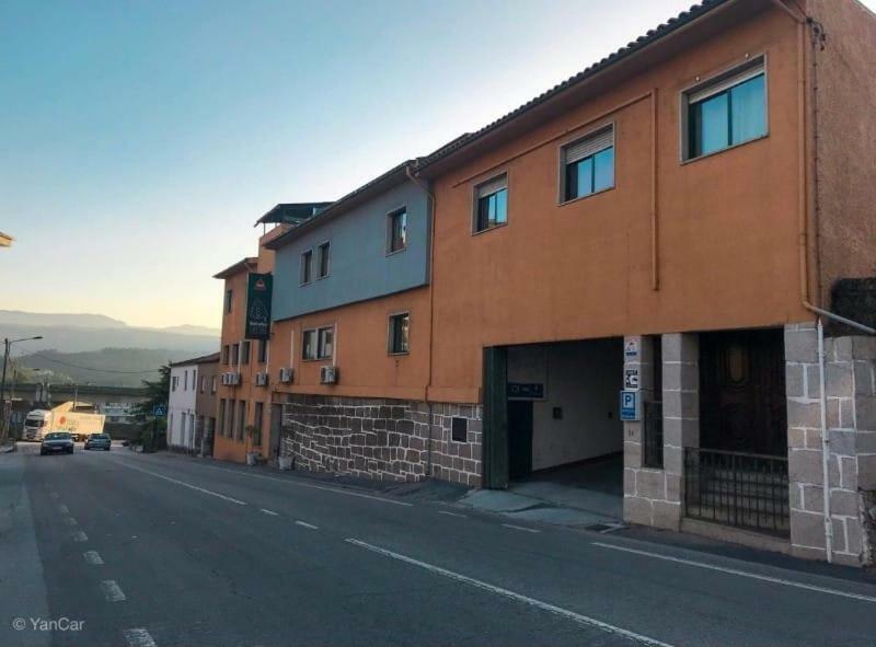 Residencial Montanhes Hotel Вила Реал Екстериор снимка